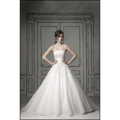http://www.toyhope.com/20091-thickbox/mtf-strapless-luxurious-a-line-ball-gown-wedding-dress-s900.jpg