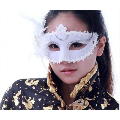 http://www.toyhope.com/72232-thickbox/2pcs-halloween-custume-party-mask-white-feather-mask-22g-half-face.jpg
