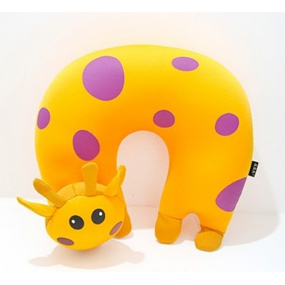 http://www.toyhope.com/85307-thickbox/comfort-foam-particles-u-neck-travel-pillow-cute-cartoon-pattern-giraffe.jpg